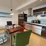 Beachside 2-Zimmer-Meerblick-Appartement